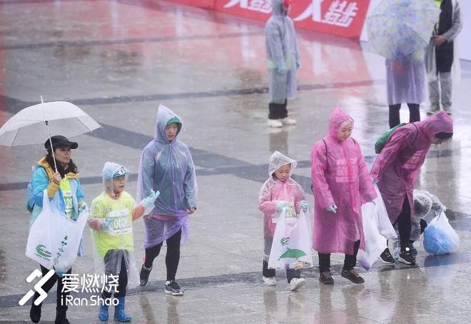 以梦喂马，带双跑鞋去旅行