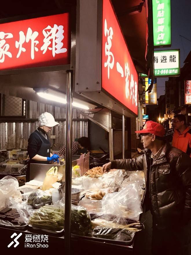 海风、路树、迷彩、风狮爷与英雄岛马拉松故事——记2018年金门马拉松