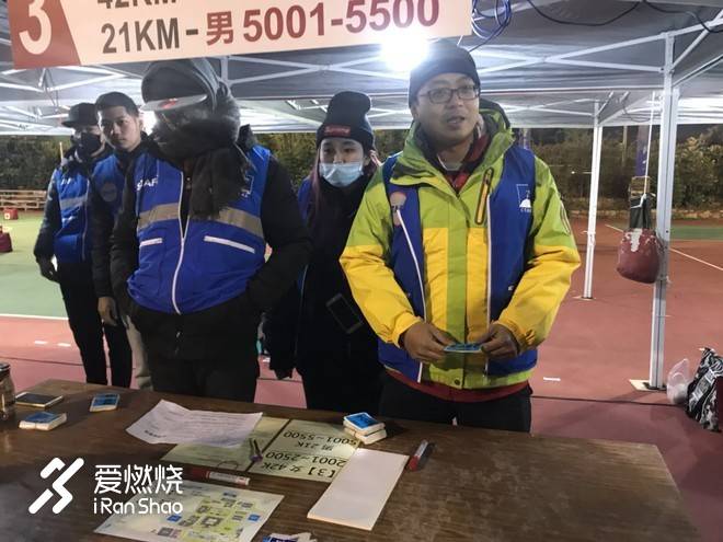 海风、路树、迷彩、风狮爷与英雄岛马拉松故事——记2018年金门马拉松