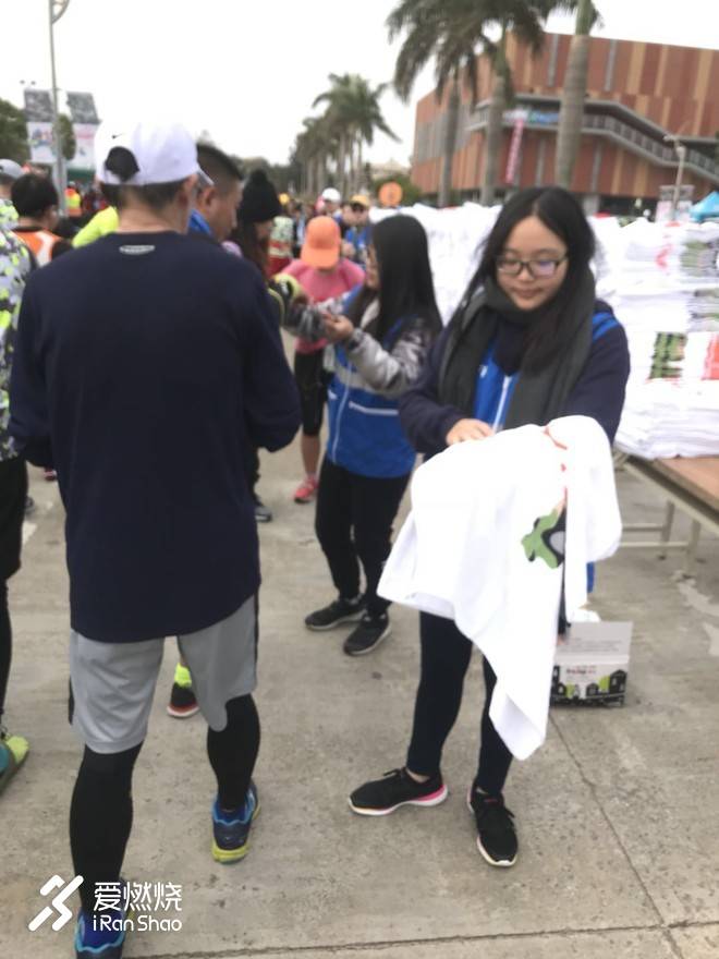 海风、路树、迷彩、风狮爷与英雄岛马拉松故事——记2018年金门马拉松