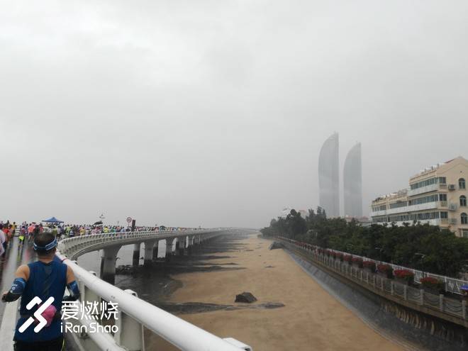 我不能不感谢你——厦马赛道上为美丽的幺妹儿做私兔是种什么体验？