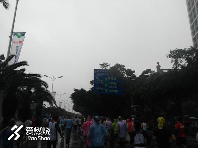 我不能不感谢你——厦马赛道上为美丽的幺妹儿做私兔是种什么体验？