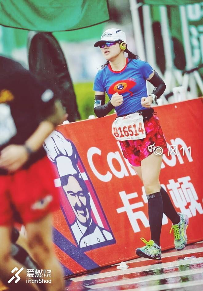 最美不是“厦”雨天 是我们不妥协的双眼——2018厦门马拉松