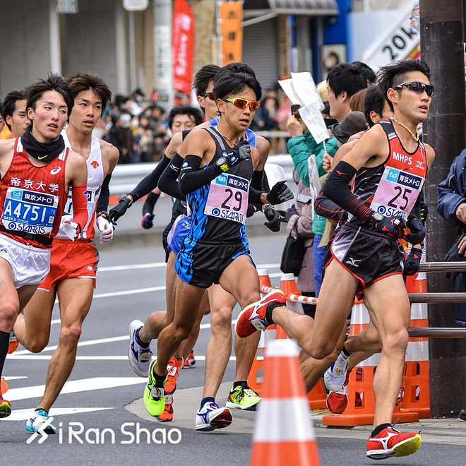 跑鞋战力榜 Vol.11 | 2018东京马拉松特辑 破二跑鞋当面对决