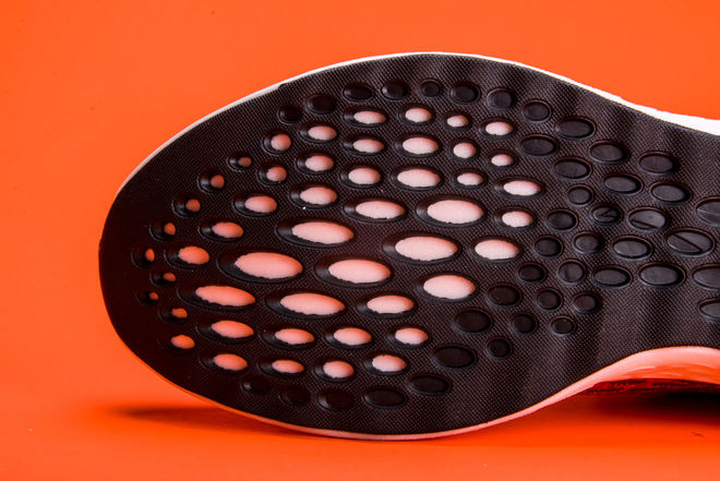 开箱 | 安踏A-FLASHFOAM跑鞋 值得期待的国产慢跑鞋