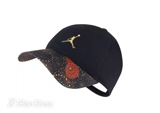 热点 | 是「误解」还是「神作」 看看运动品牌怎样做狗年营销