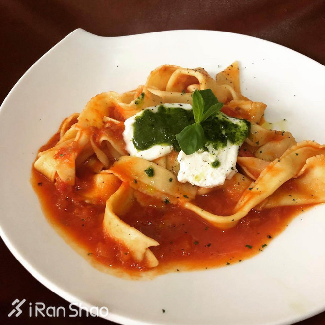 训练 | 睡前管住嘴！七种会影响你睡眠的食物