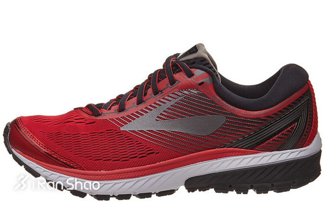 热点 | 春节将至 这些跑鞋让你从头到脚红红火火过新年