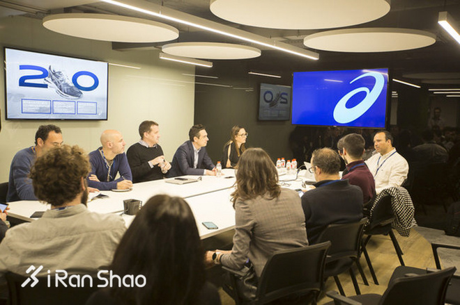 一周新鲜装备资讯 | 亚瑟士发力跑鞋业务 阿迪达斯或将推出联名手机