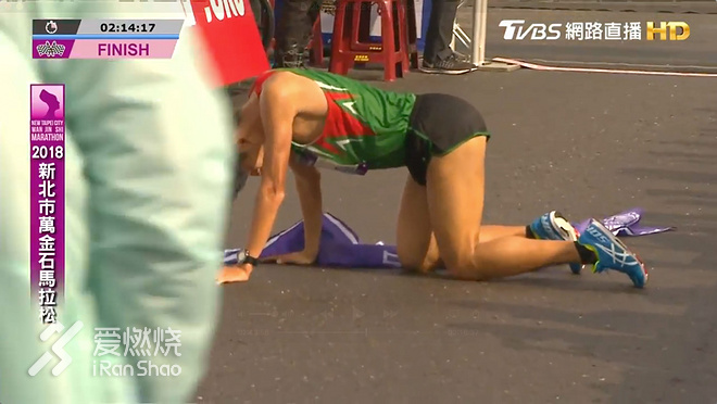 跑鞋战力榜 Vol.14 | 国产跑鞋两度上榜 14岁女孩散着鞋带拿走半马冠军