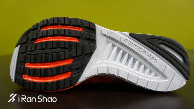 一周新鲜装备资讯 | 亚瑟士发力跑鞋业务 阿迪达斯或将推出联名手机