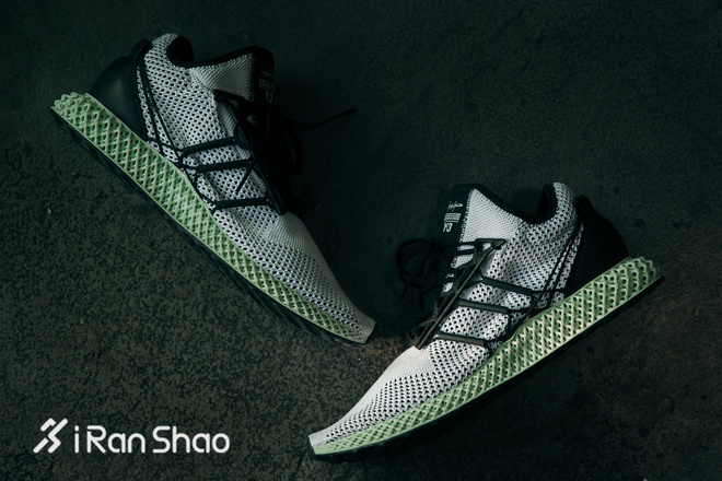 一周新鲜装备资讯 | 耐克被告侵权 但是你有一次机会成为耐克设计师