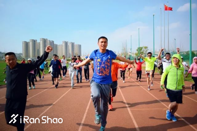 为奔跑中国助力，昆马训练营铸就马拉松中国梦