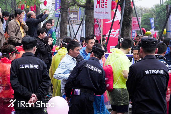 2018重庆马拉松 | 火锅味的赛道抵不过三万人的热情