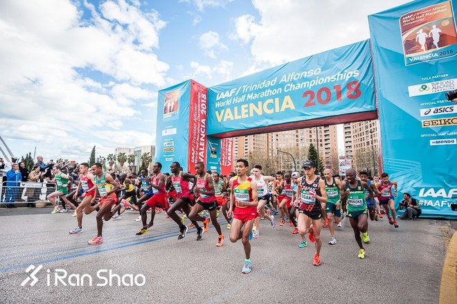 热点 | 2018半马世锦赛视频回顾：女子打破一项世界记录 男子跑出极速5KM