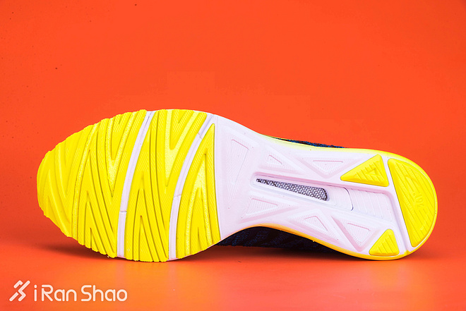 UNBOX |  熟悉的陌生品牌：两双361度海外版轻量跑鞋开箱视频