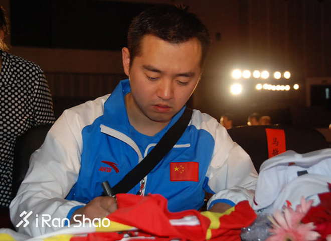 热点 | 一手好牌越打越好 体育大佬安踏的这几年