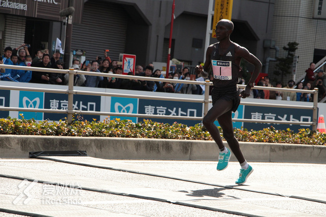 UNBOX | 新型boost材料出山，揭开adidas adizero SUB2的神秘面纱