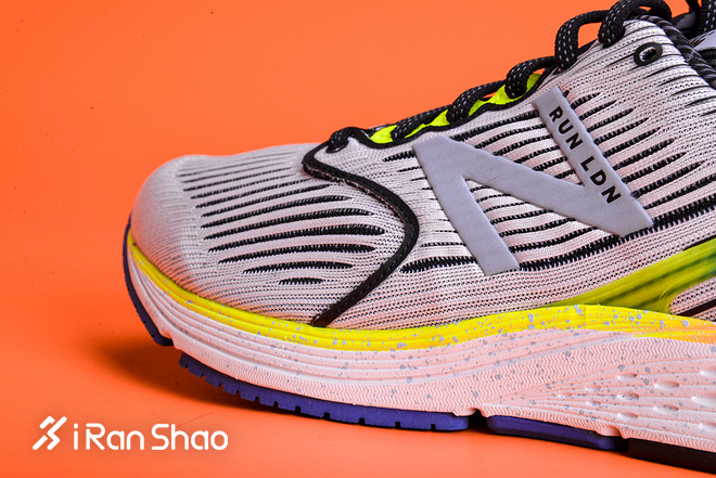 开箱 | New Balance 2018伦敦马拉松纪念款跑鞋大赏