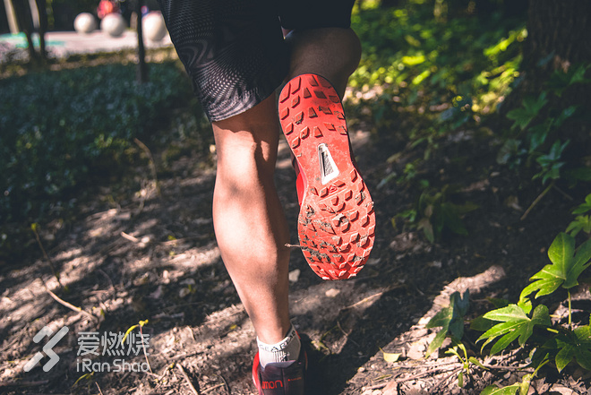 跑鞋 | Salomon S-LAB Ultra评测：为极限而生