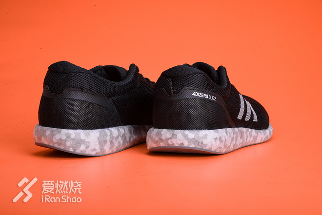 UNBOX | 新型boost材料出山，揭开adidas adizero SUB2的神秘面纱