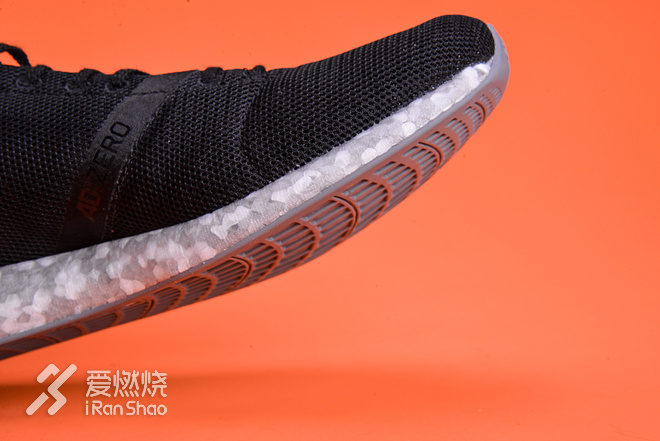 UNBOX | 新型boost材料出山，揭开adidas adizero SUB2的神秘面纱