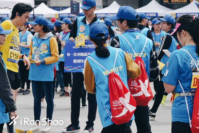 2018武汉马拉松 | 道不尽的城 跑不完的马
