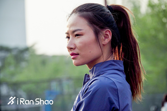 人物 | 铿锵三人行 牛跑大伦敦