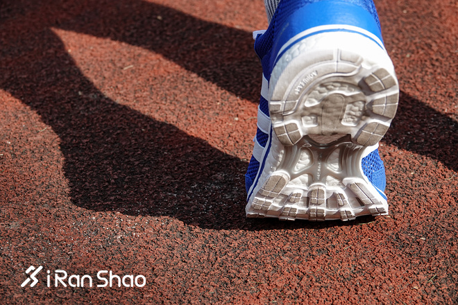 跑鞋 | adidas adizero adios 3 2018上海半马限定版 赛场上的蓝色风暴