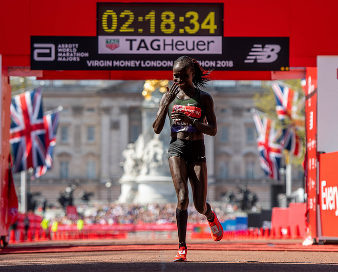 跑鞋战力榜 Vol.18 | 耐克：我不是针对谁，我是说在座的各位都是…