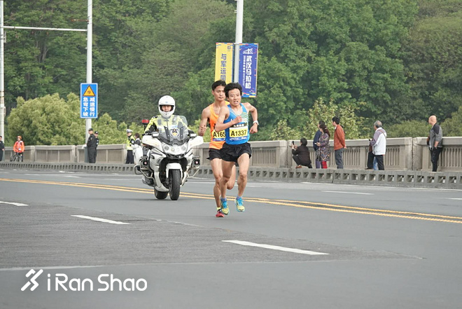 2018武汉马拉松 | 道不尽的城 跑不完的马