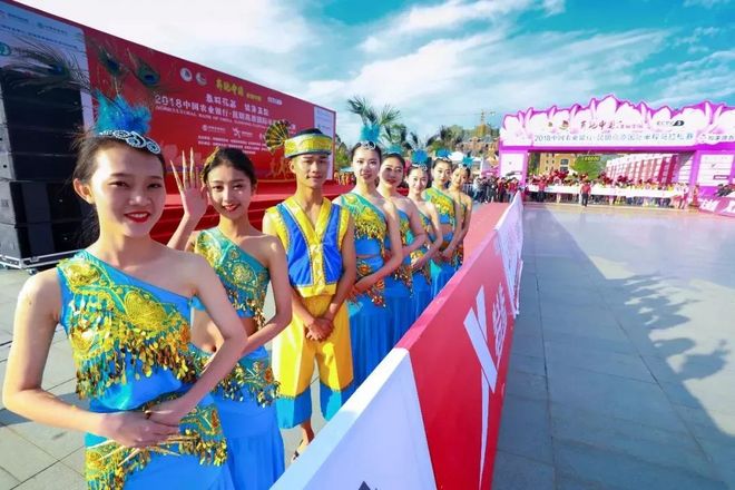 奔跑中国砥砺前行 2018昆马这场蓝天白云下的奔跑注定让人难忘