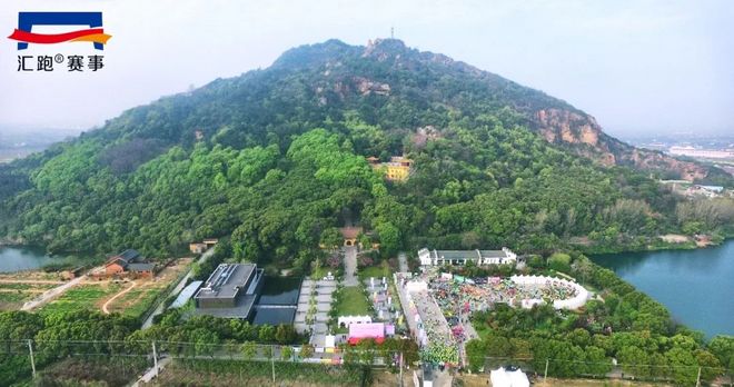 现场 | 共赴“桃花之约”，2018万科阳山半程马拉松鸣枪开赛