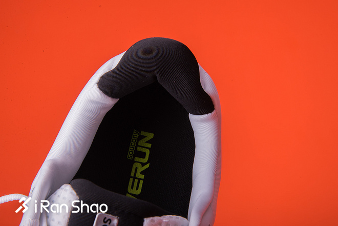开箱 | Saucony Triumph ISO 4 顶级缓冲的入门跑鞋