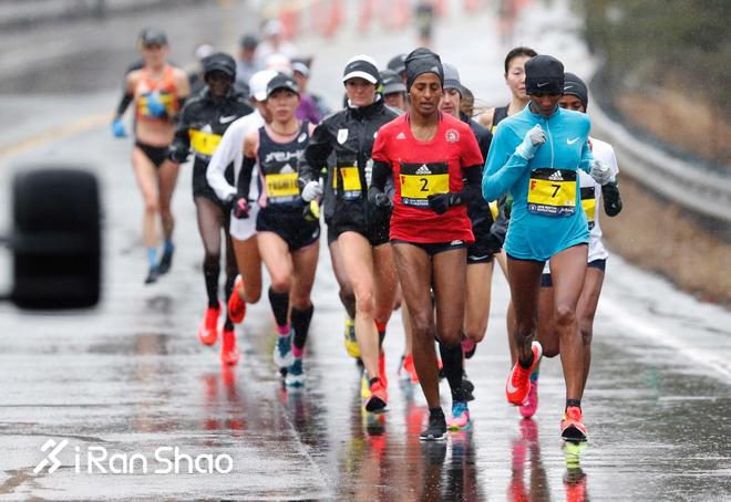 跑鞋战力榜 Vol.17 | 波马阿迪耐克全覆没 汉马国产特步教做人