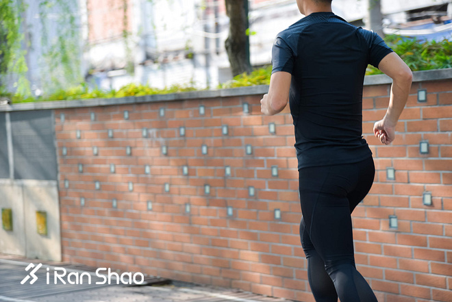 评测 | adidas Alphaskin 紧身衣 不同天气下的舒适体验