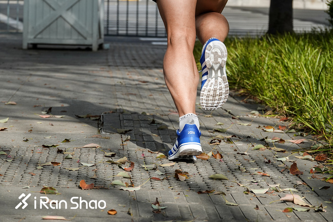 跑鞋 | adidas adizero adios 3 2018上海半马限定版 赛场上的蓝色风暴