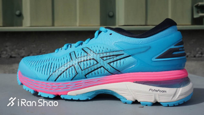 一周新鲜装备资讯 | 耐克又出了一款React跑鞋 亚瑟士的Kayano来到25代