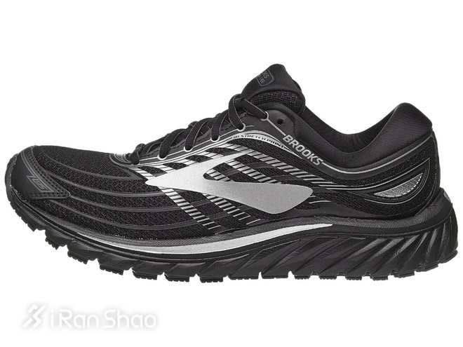 一周新鲜装备资讯 | 安踏市值突破1200亿 李宁复苏创七年新高