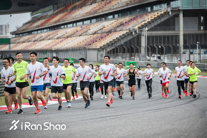 热点 | 张培萌：对速度上瘾 喜欢缩短记录的感觉
