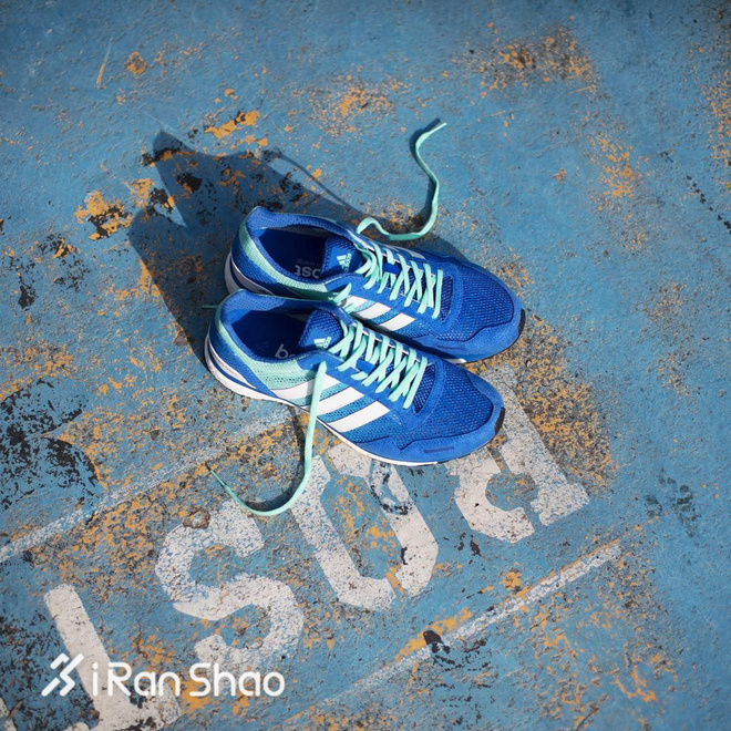 热点 | 跑鞋 VS 篮球鞋 谁是潮鞋界的扛把子