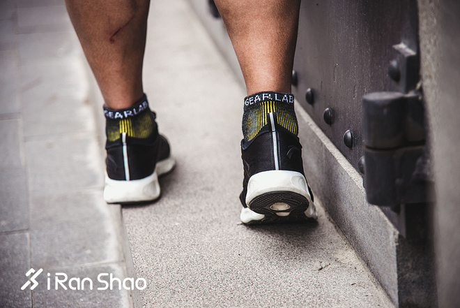 跑鞋 | 安踏A-FLASHFOAM跑鞋评测 鞋面升级奔跑更轻松