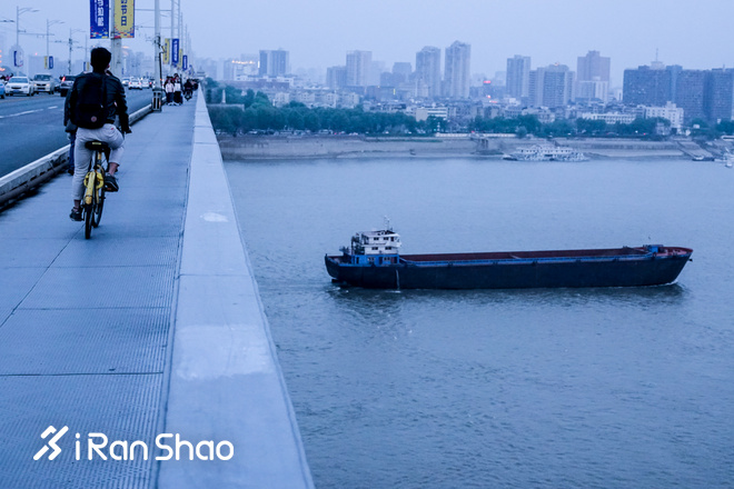 2018武汉马拉松 | 道不尽的城 跑不完的马