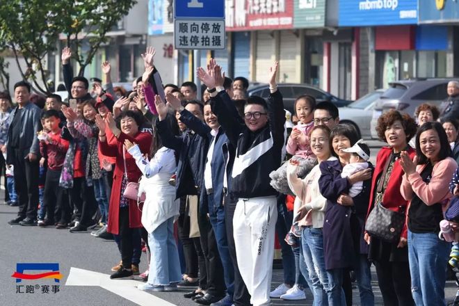 视频 | 宜马，不负春光！