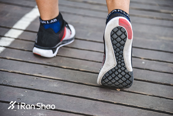 跑鞋 | Reebok FAST FLEXWEAVE™评测 出色鞋面给跑步带来更多可能