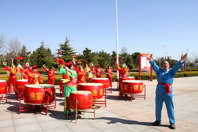 多样非遗助力荣马 最美滨海赛道实力诠释“自由呼吸·自在荣成”