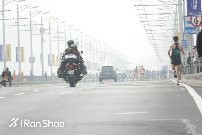 2018武汉马拉松 | 道不尽的城 跑不完的马