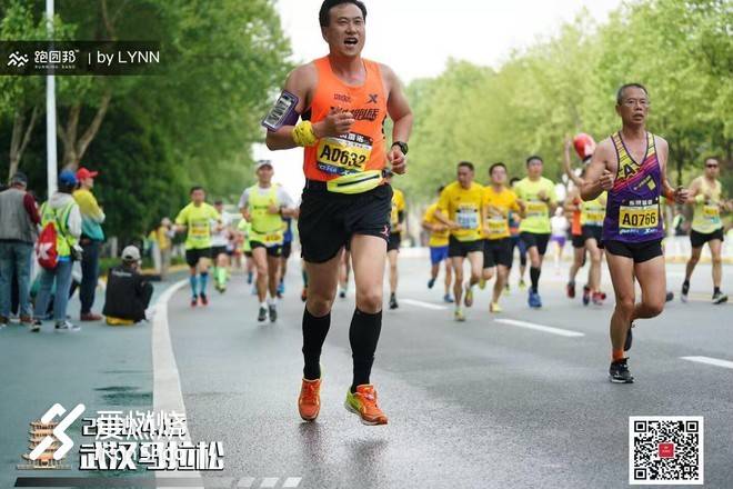 人声鼎沸汉马路 烟波浩渺东湖情——2018武汉马拉松后记