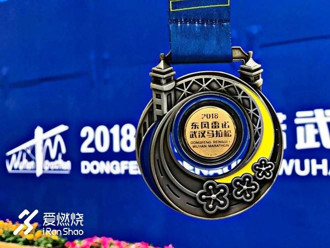 连接百年的奔跑，燃到炸的热血江城 ——FLY IN 大武汉