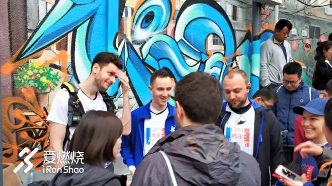 连接百年的奔跑，燃到炸的热血江城 ——FLY IN 大武汉